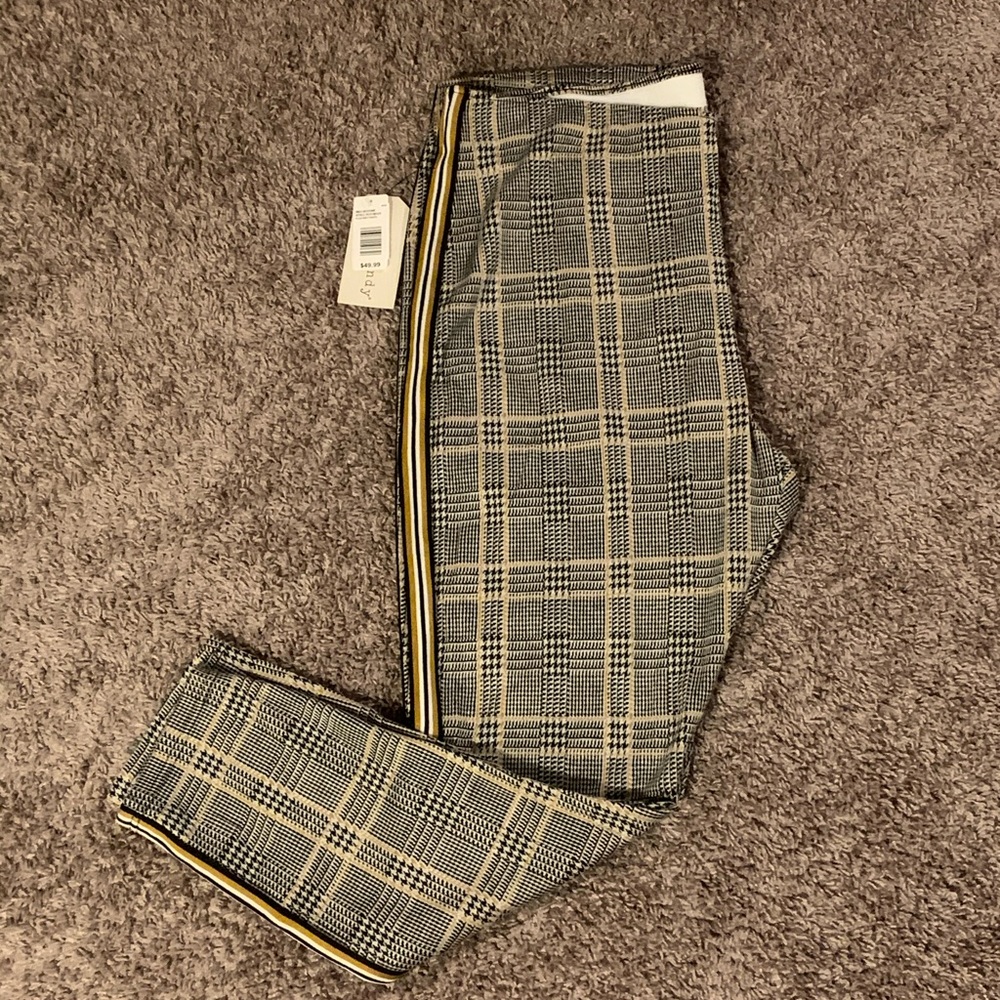 Eye Candy Plaid Pants (plus size)